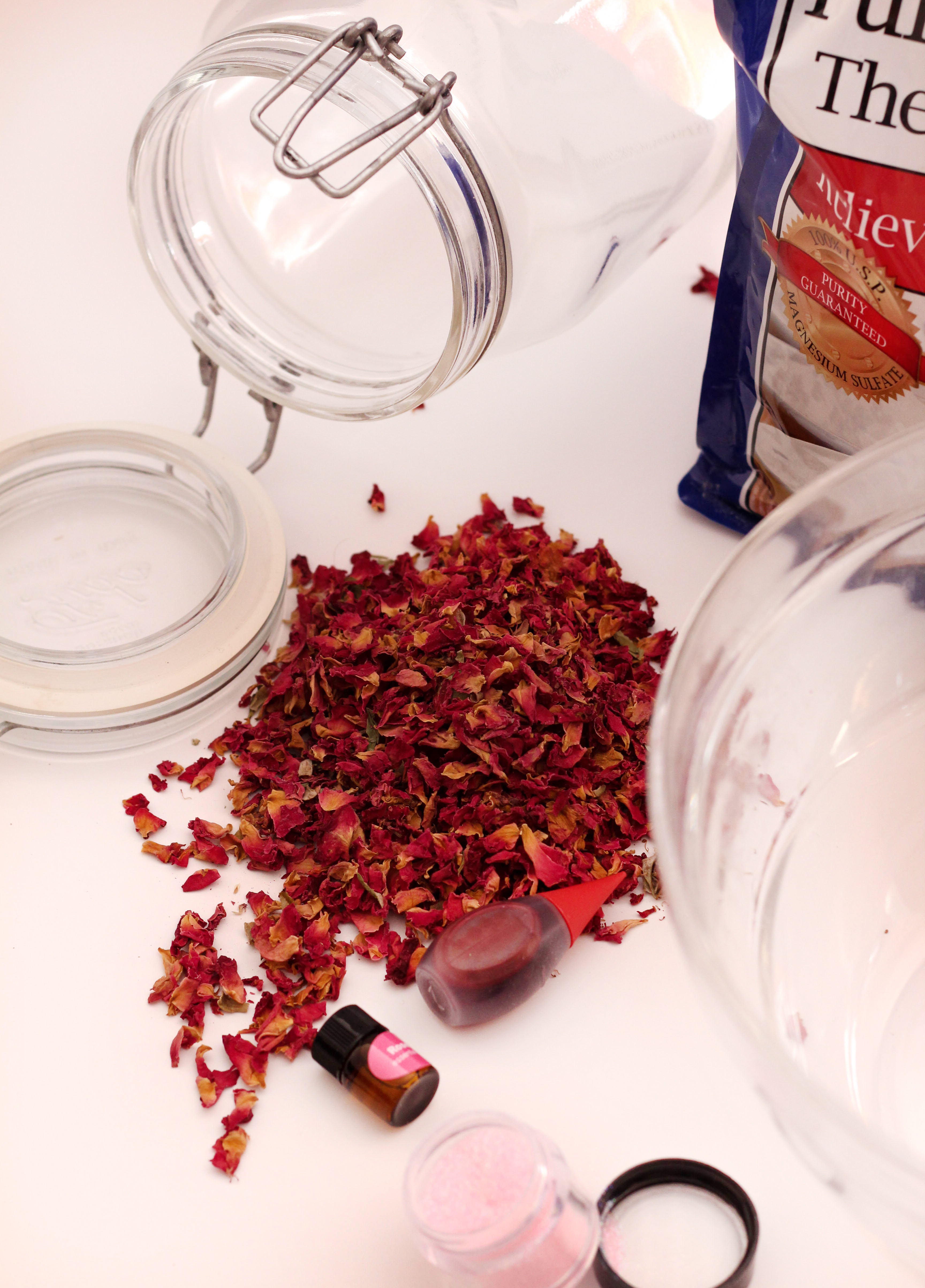 shimmery-rose-petal-bath-salts-ingredients